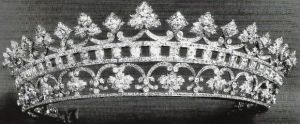 Historic tiara - Diamond Tiara of Strawberry Leaves.JPG